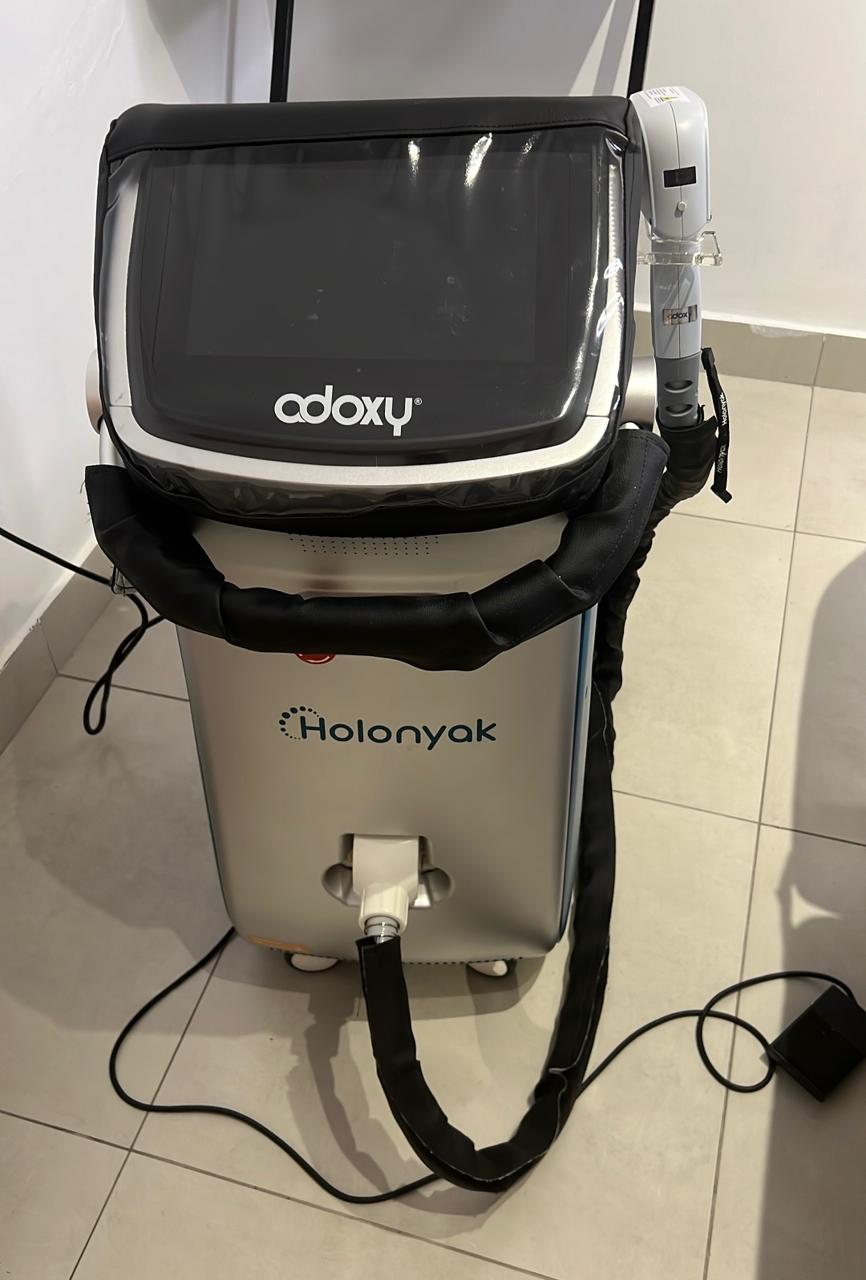 Adoxy Holonyak Led