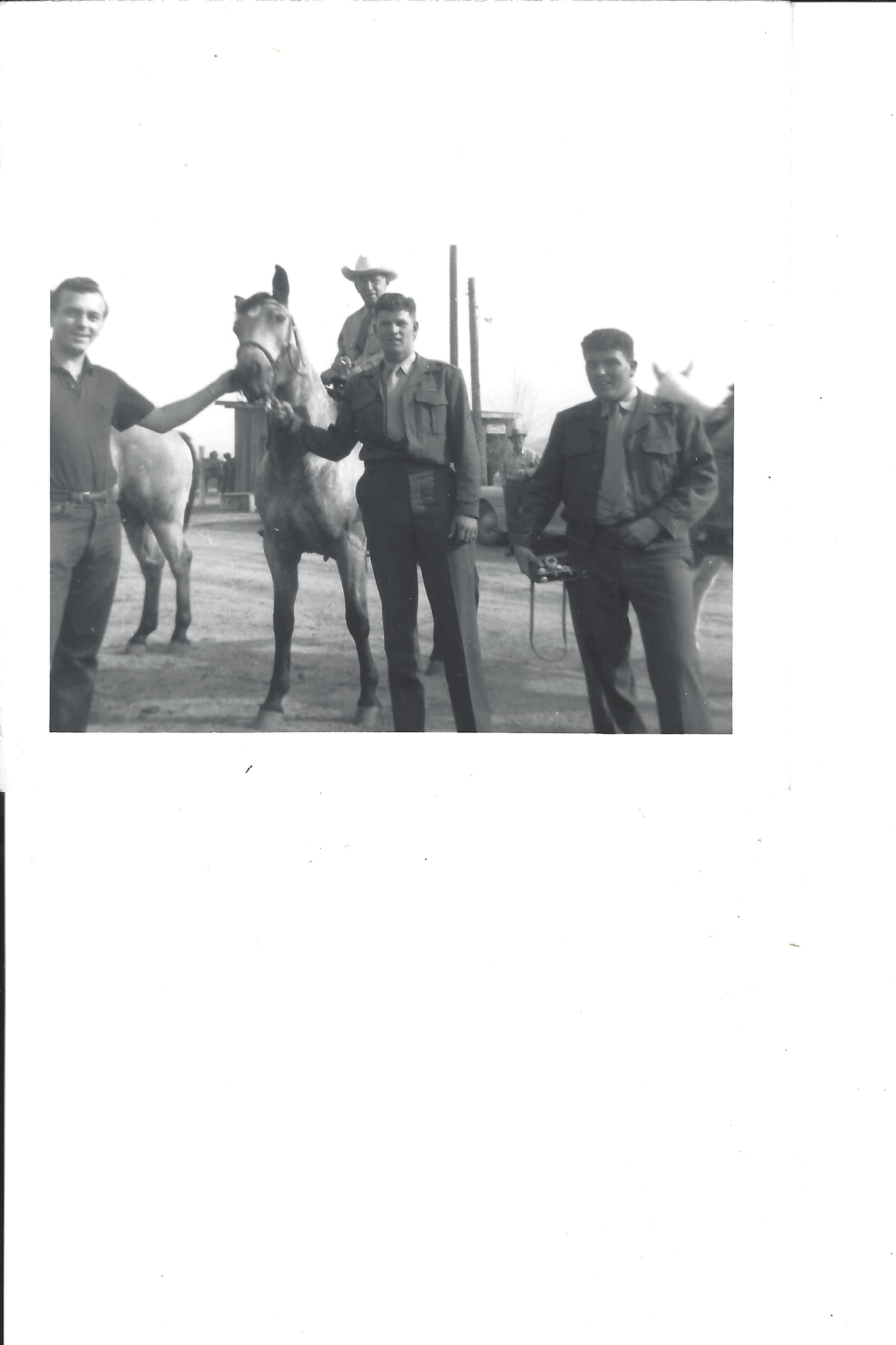 War – Tommy Vintage