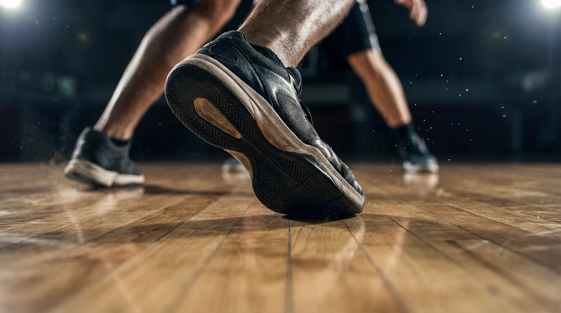 Lateral edge grip — full sole contact