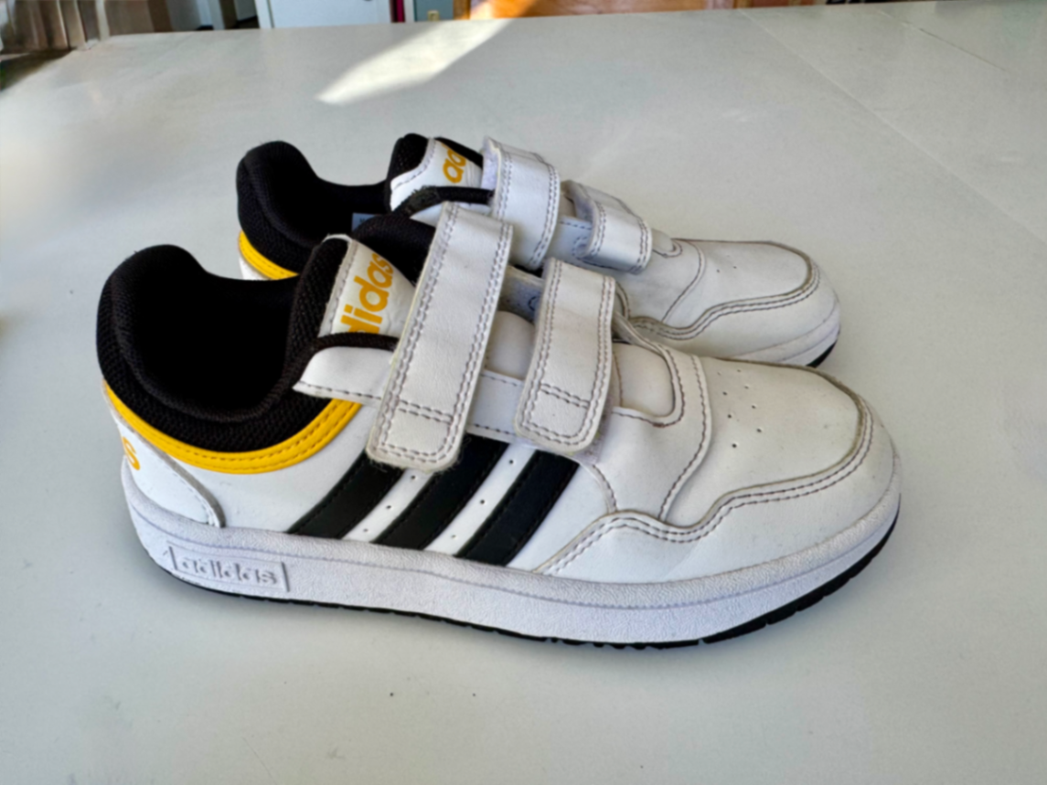 Adidas Sneaker Turnschuhe Gr 32 - Bild 1