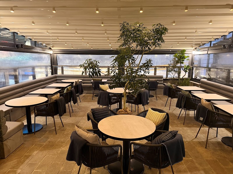 J.S. Burgers Cafe Shinjuku