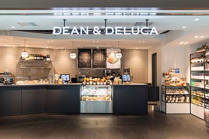 DEAN & DELUCA Cafe Crysta Nagahori Shop