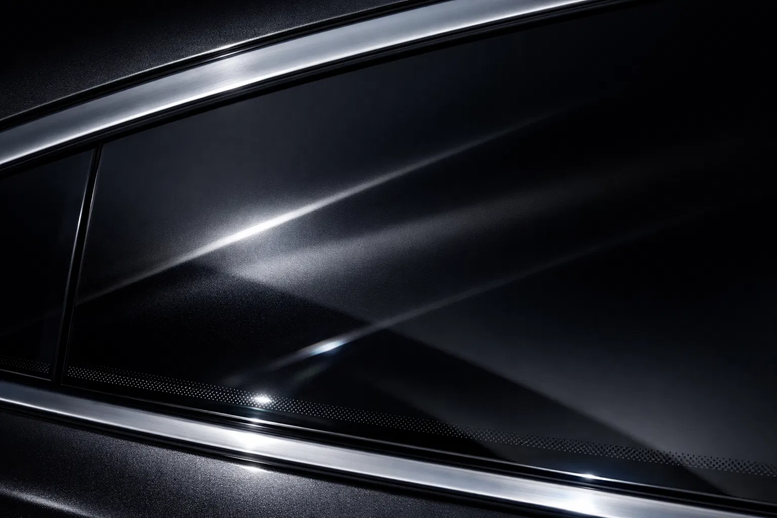 Ceramic tint glass reflection - Nawabi Window Tint