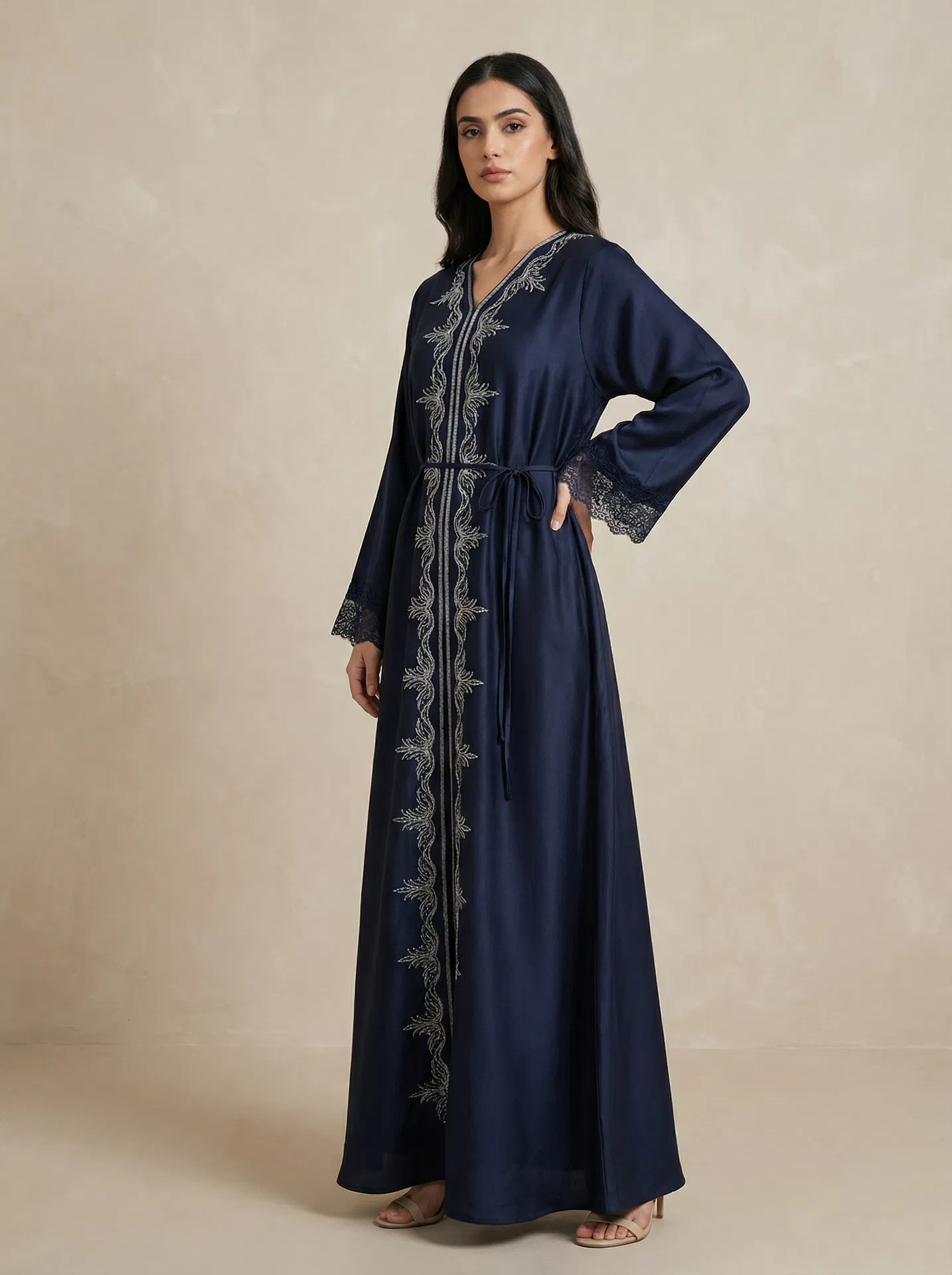 عباية لمسة الفخامة