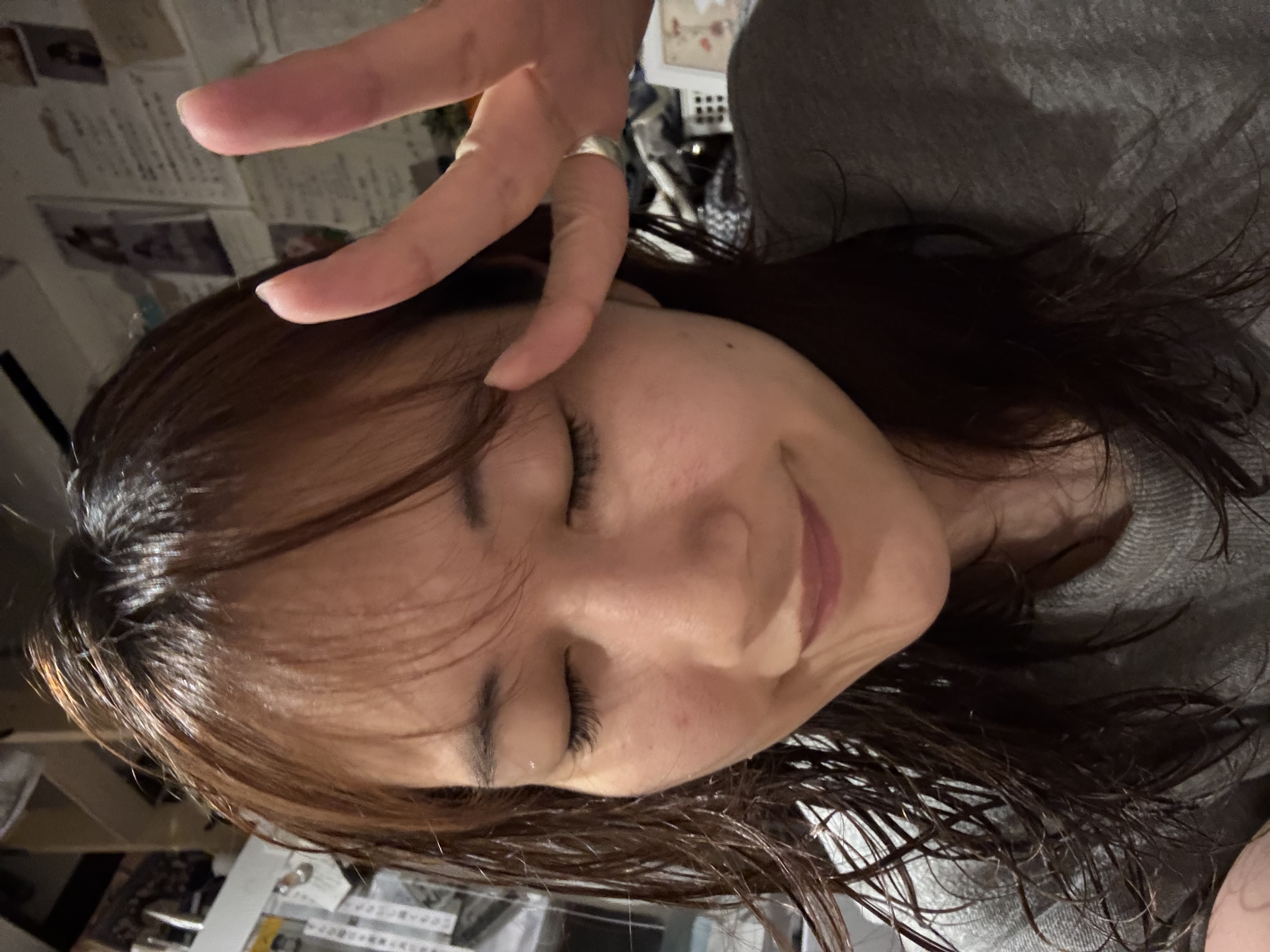 偽モノまつ毛