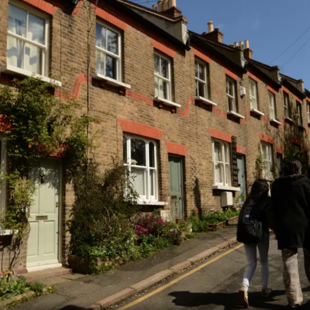 伦敦房价遭遇10年来最大单月跌幅