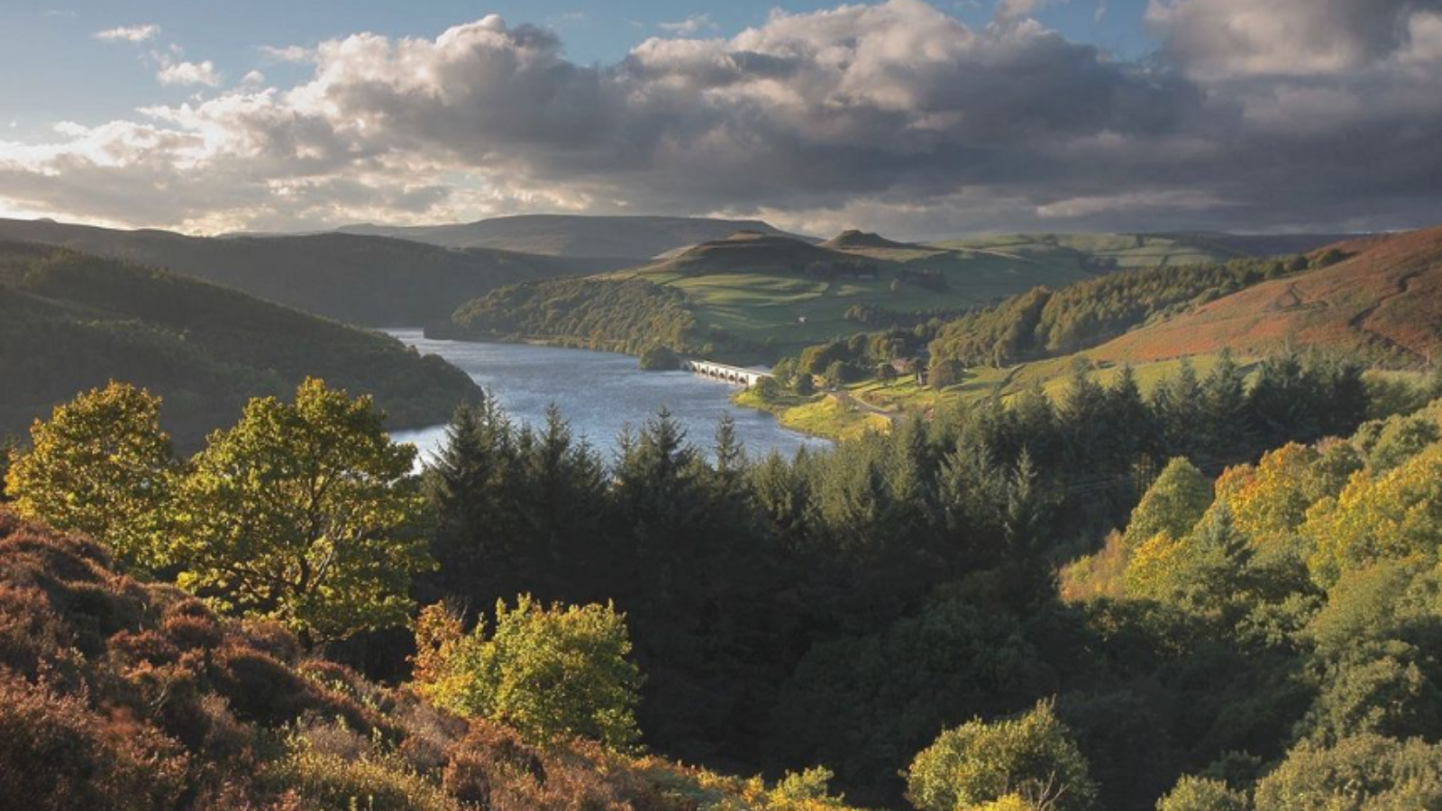 Peak District露营全攻略!揭秘英伦秘境的绝美景点与最佳露营地