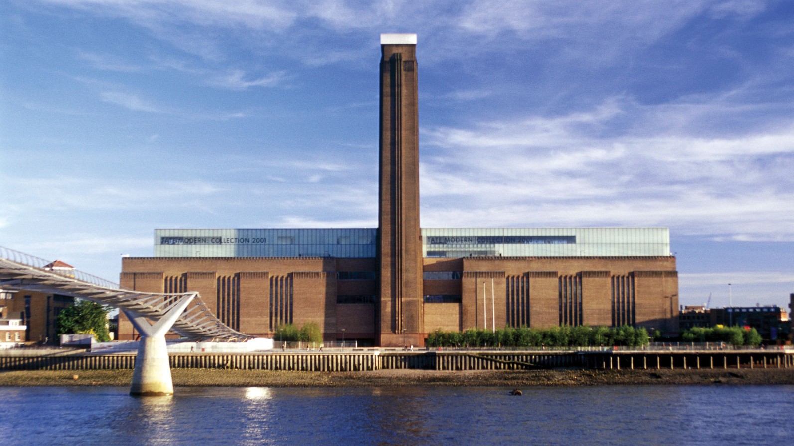 伦敦最年轻、最现代的美术馆——泰特现代艺术馆