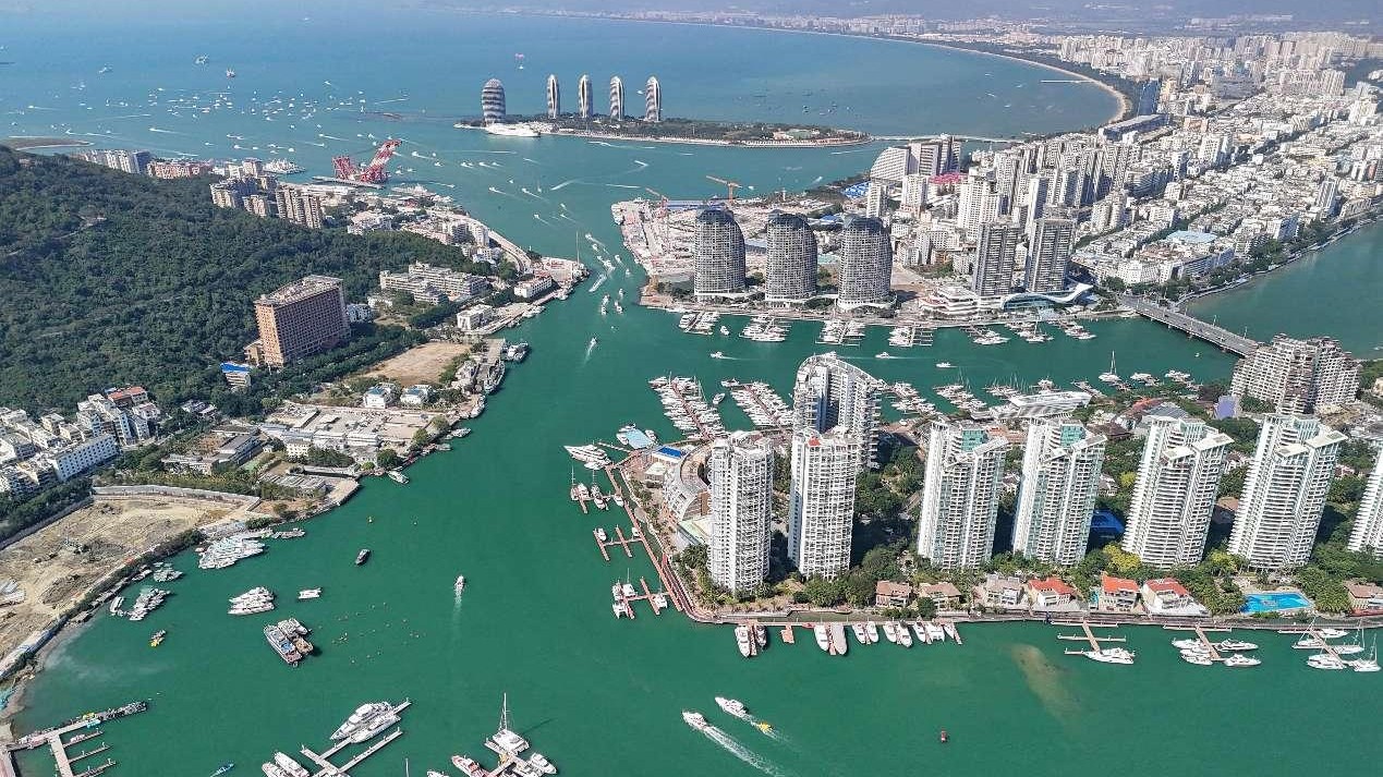 Hainan Free Trade Port to Launch Closed-Loop Customs in December 2025