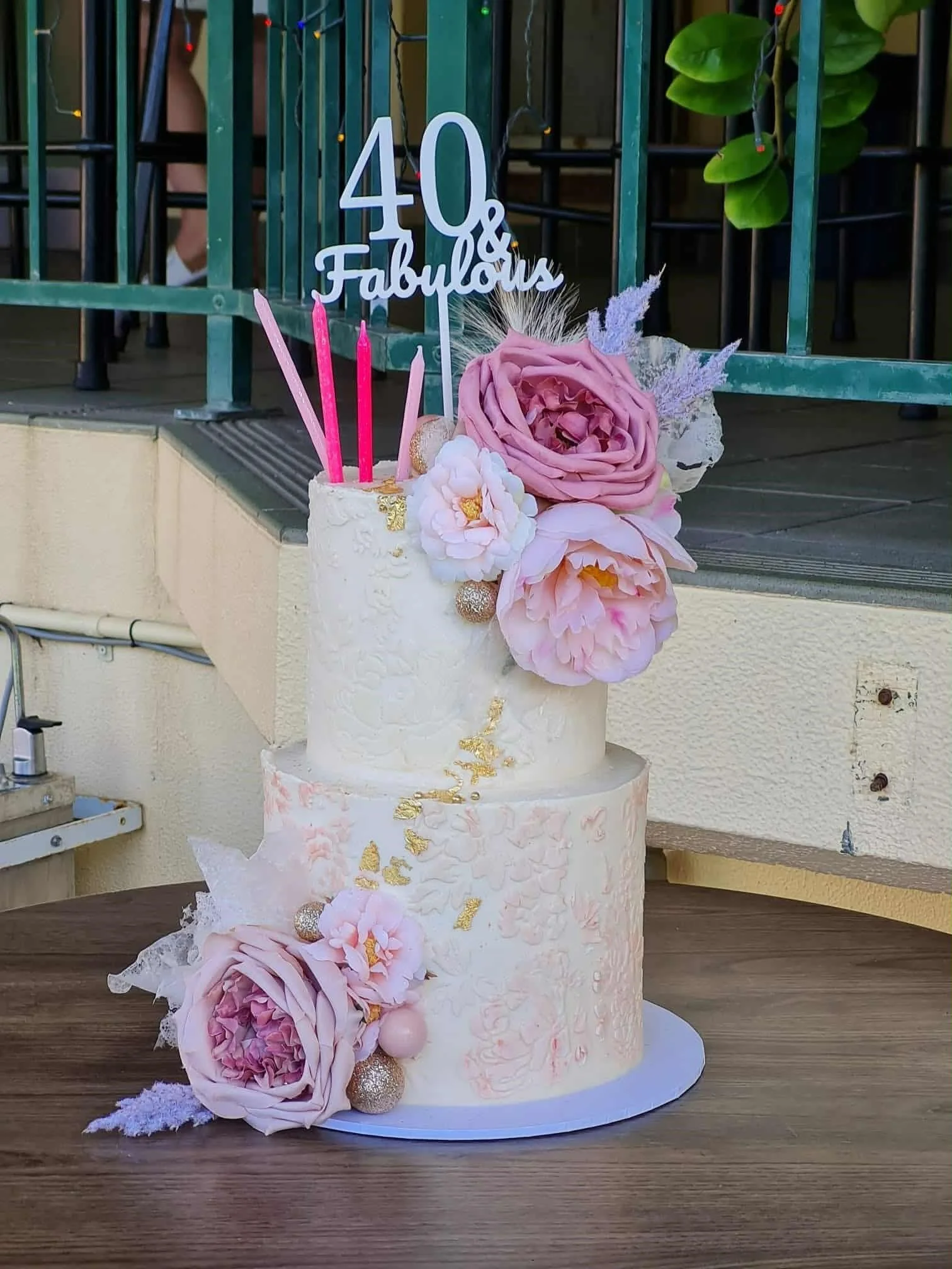 Artisan cake creation