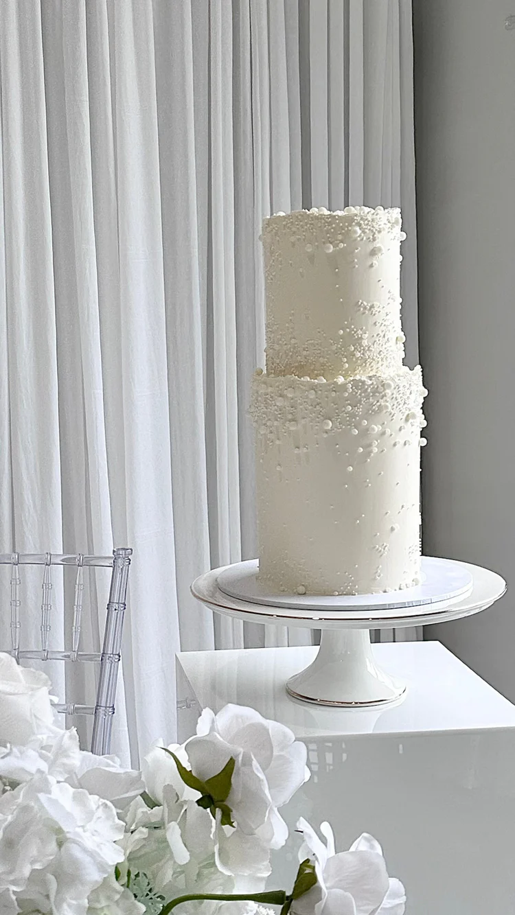 2 Tier Wedding Cake