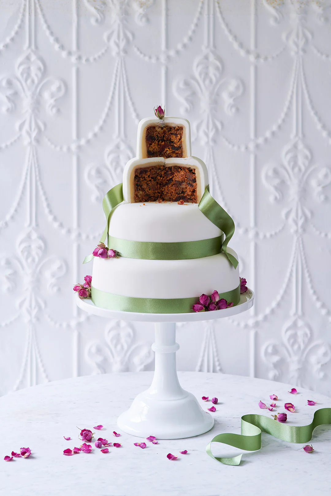 4 Tier wedding Fruit cut cake