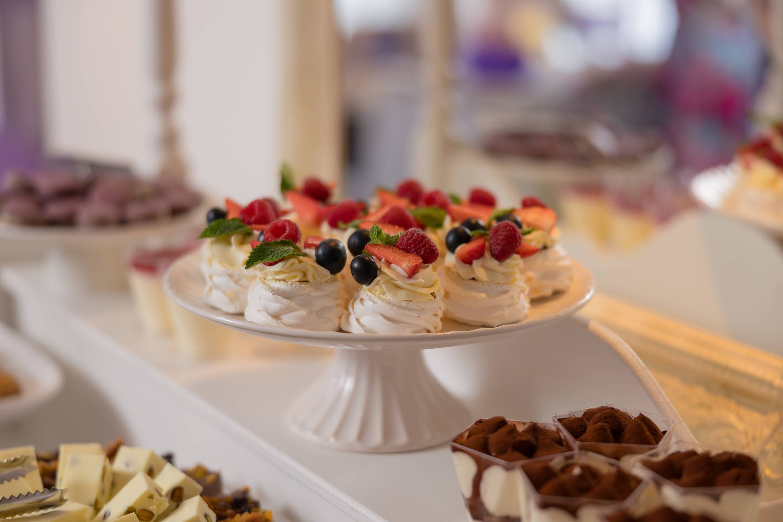 Artisan cake creation