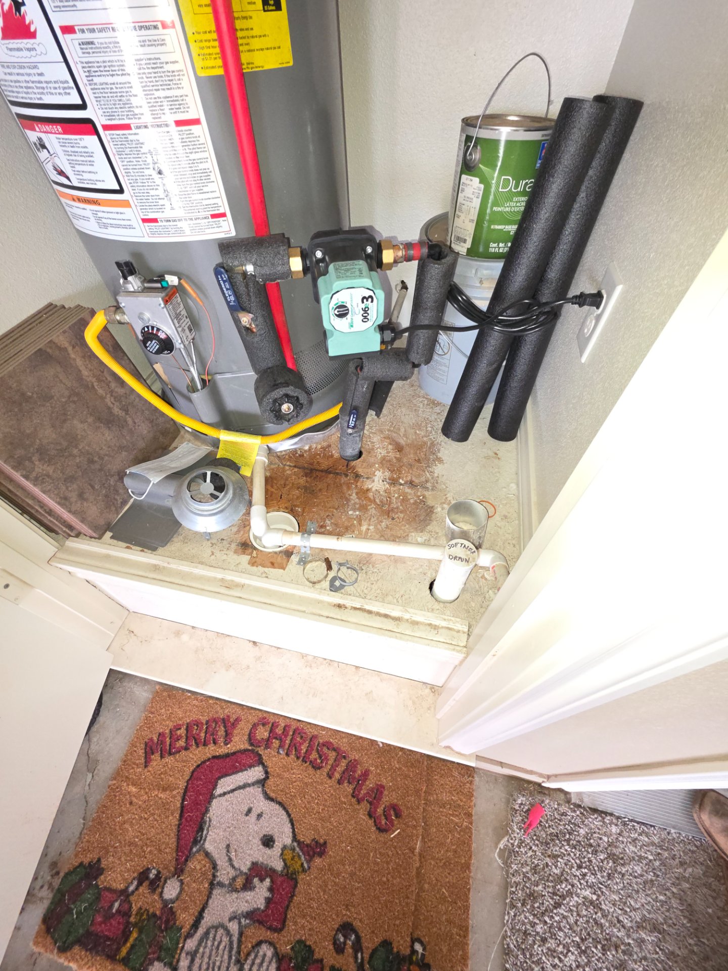 Water Heater Repair - Us here at Cotton City Plumbing came out & replaced the recirculating pump at a job here in Lubbock, Texas.