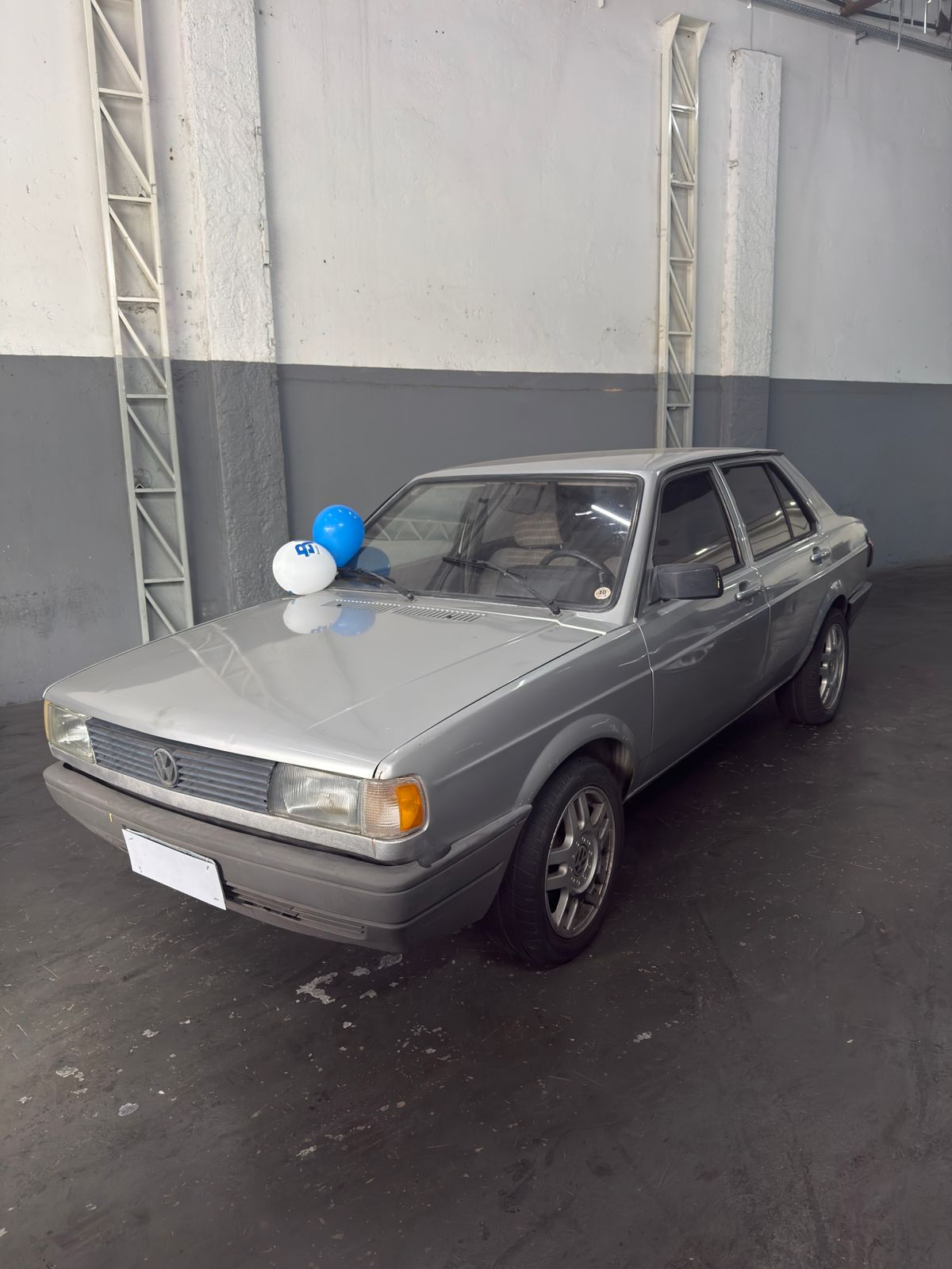 Volkswagem Voyage 4P