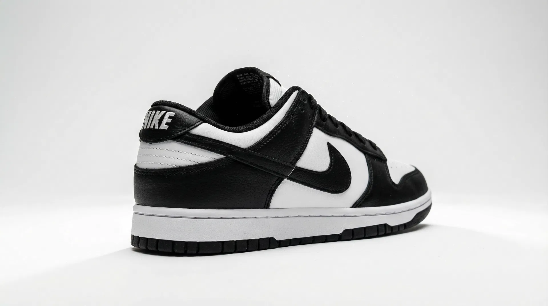 نايك دانك لو