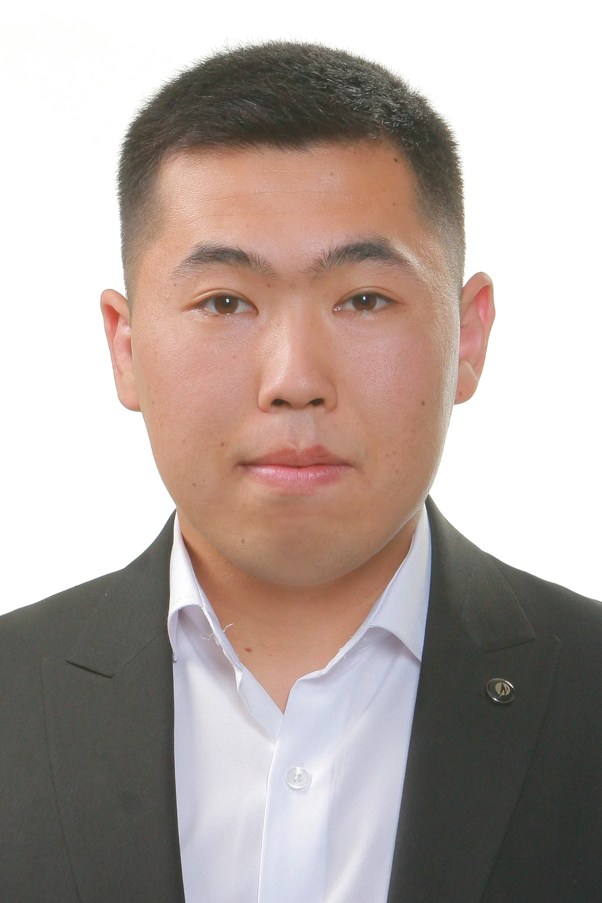 Ilgiz Sheraaly Uulu, NAHY Real Estate agent
