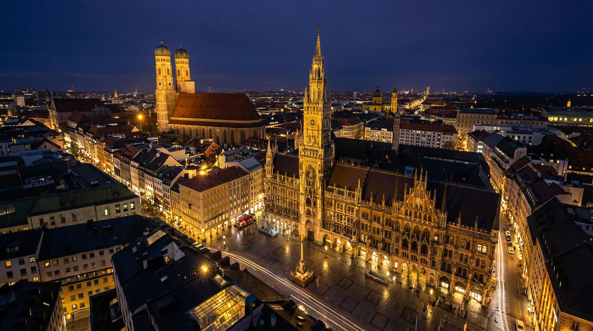 München Marienplatz bei Nacht – RockAsset Real Estate Co., exklusive Immobilienberatung in München für institutionelle Investoren und Family Offices