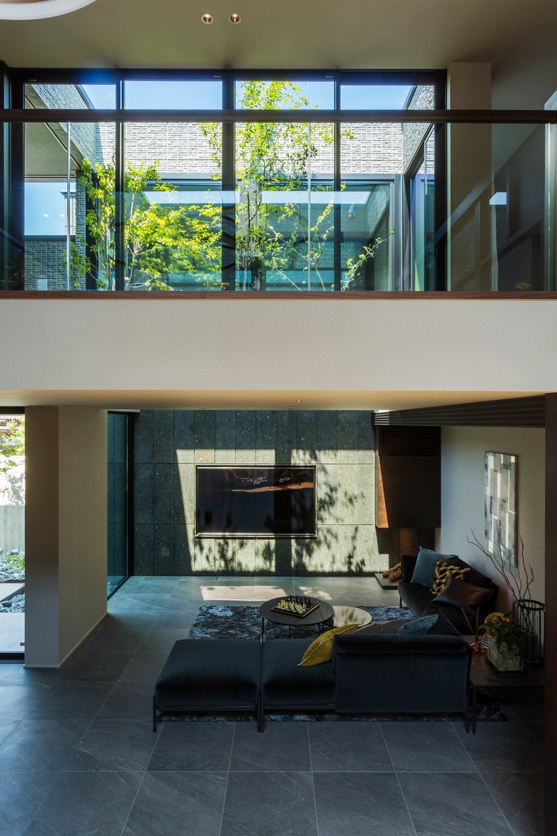 積水ハウス イズ広島アスタ展示場 
白河石 × 伊達冠石で創る唯一無二の空間 8