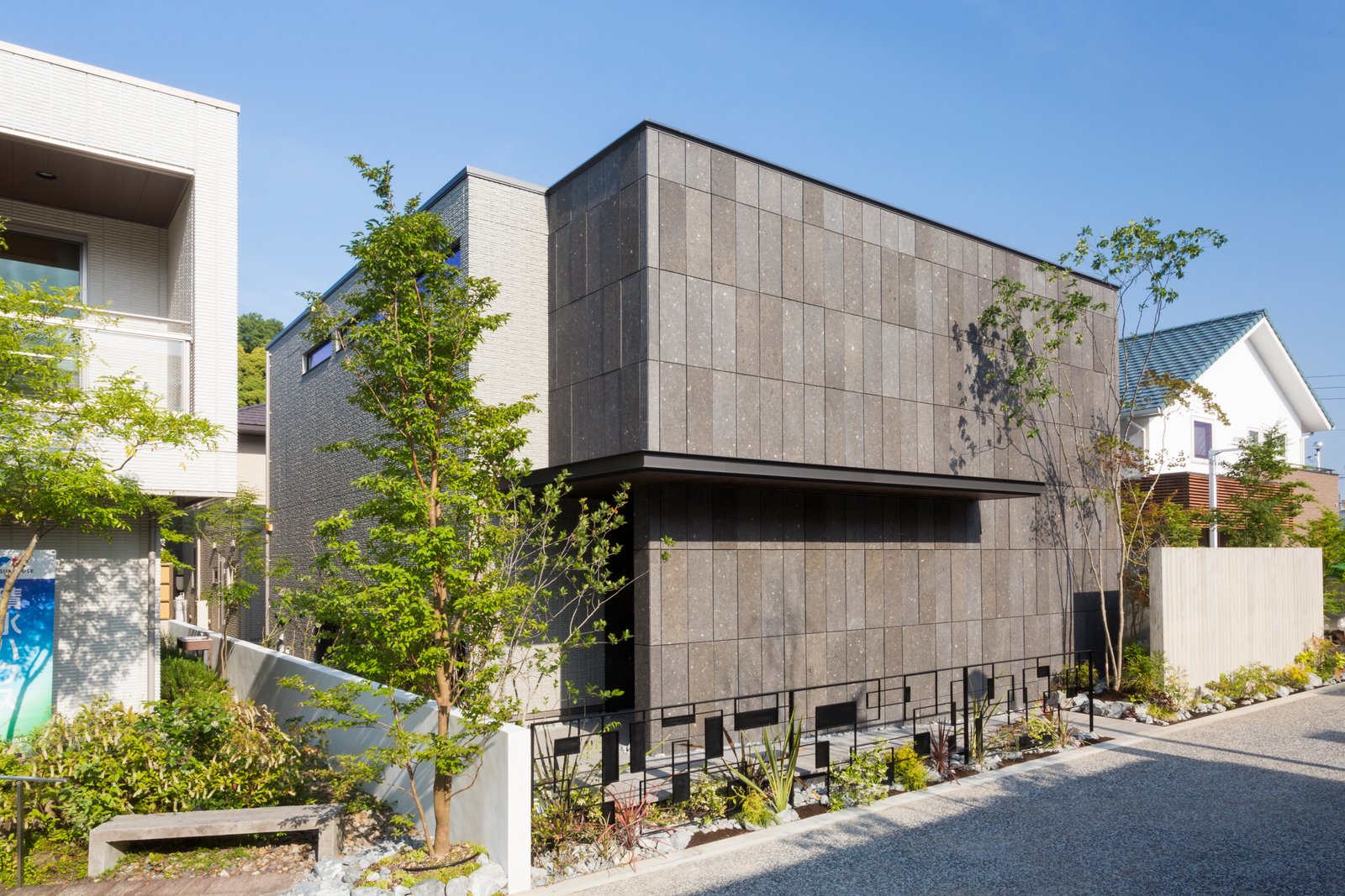 積水ハウス イズ広島アスタ展示場 
白河石 × 伊達冠石で創る唯一無二の空間 3