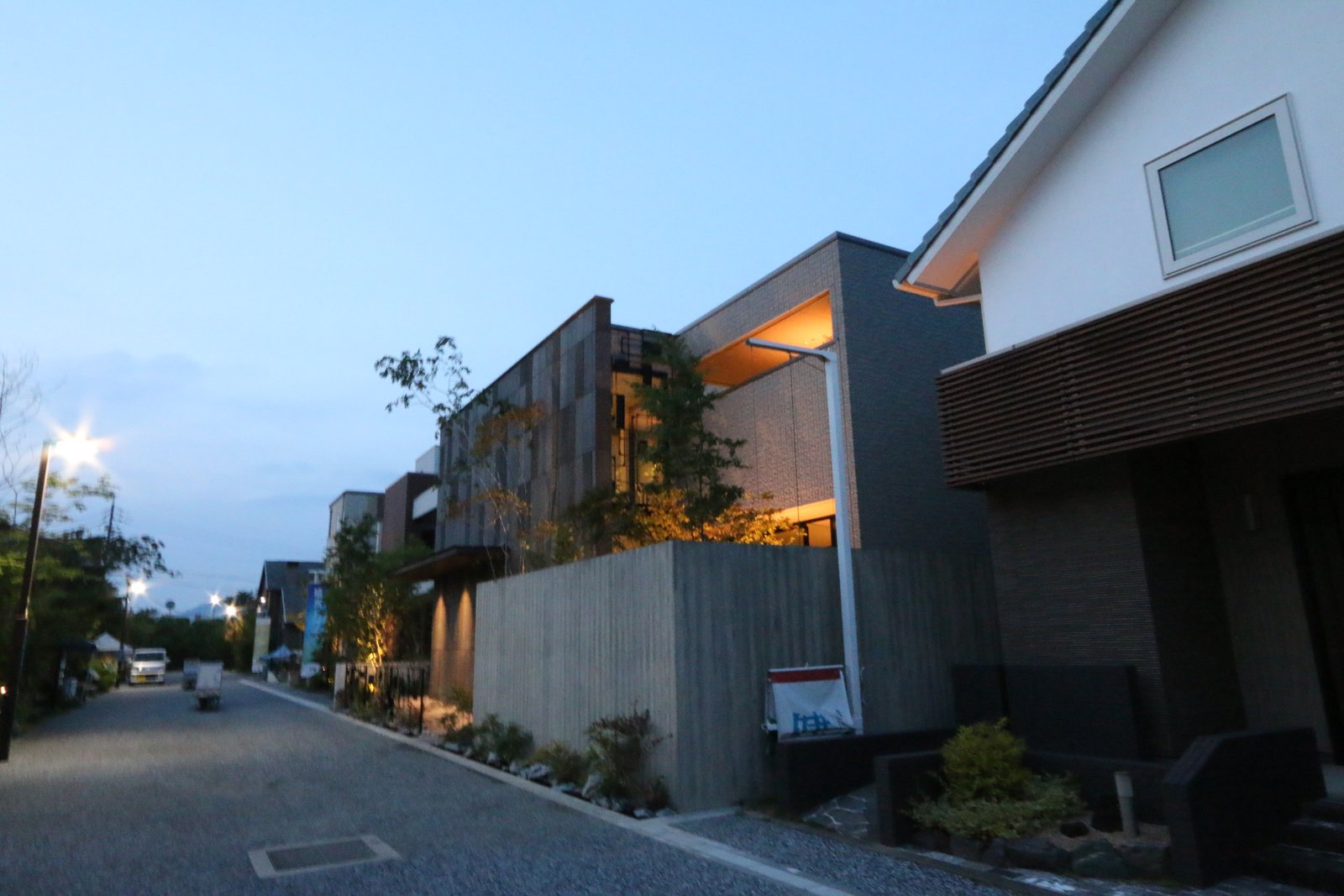 積水ハウス イズ広島アスタ展示場 
白河石 × 伊達冠石で創る唯一無二の空間 9