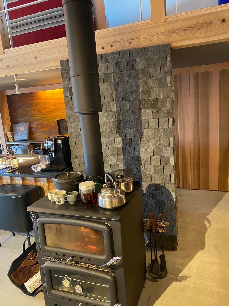 木村眼科クリニック研修センター
「兎渡路の家」 11