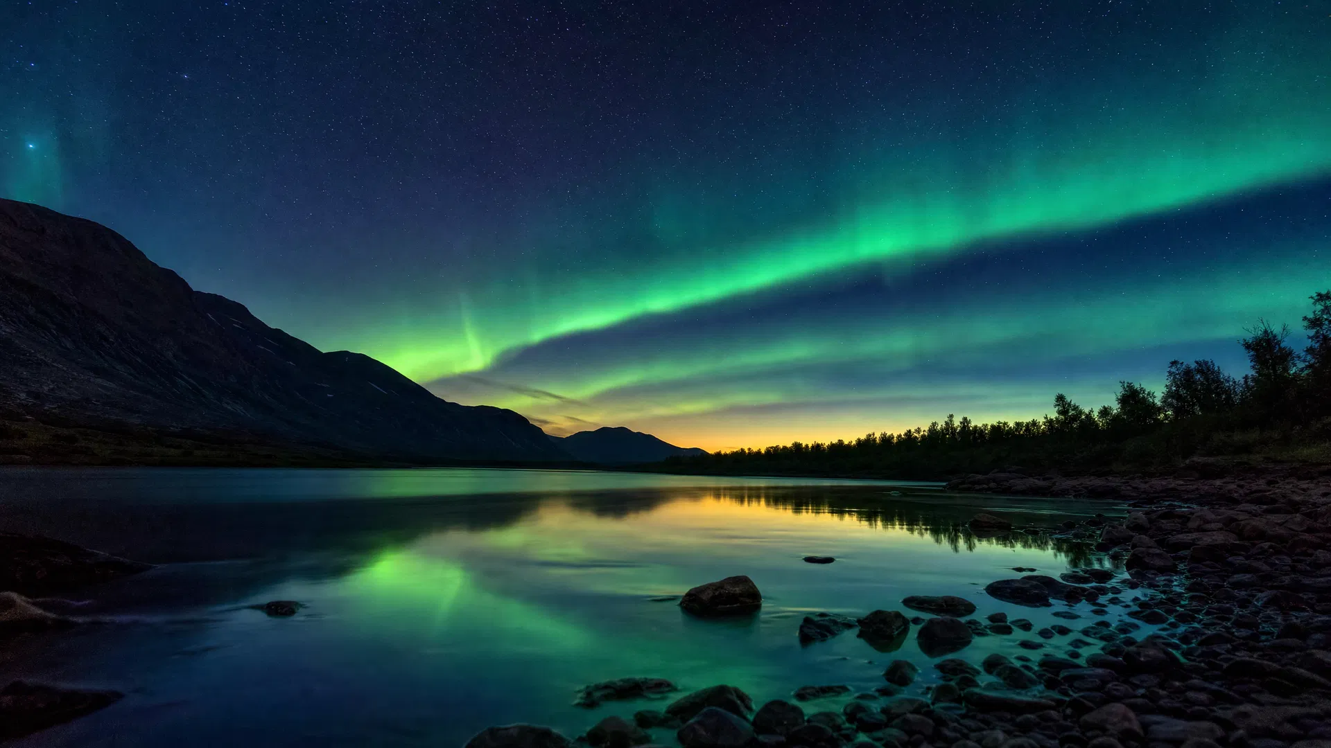 Aurora borealis over Tana River