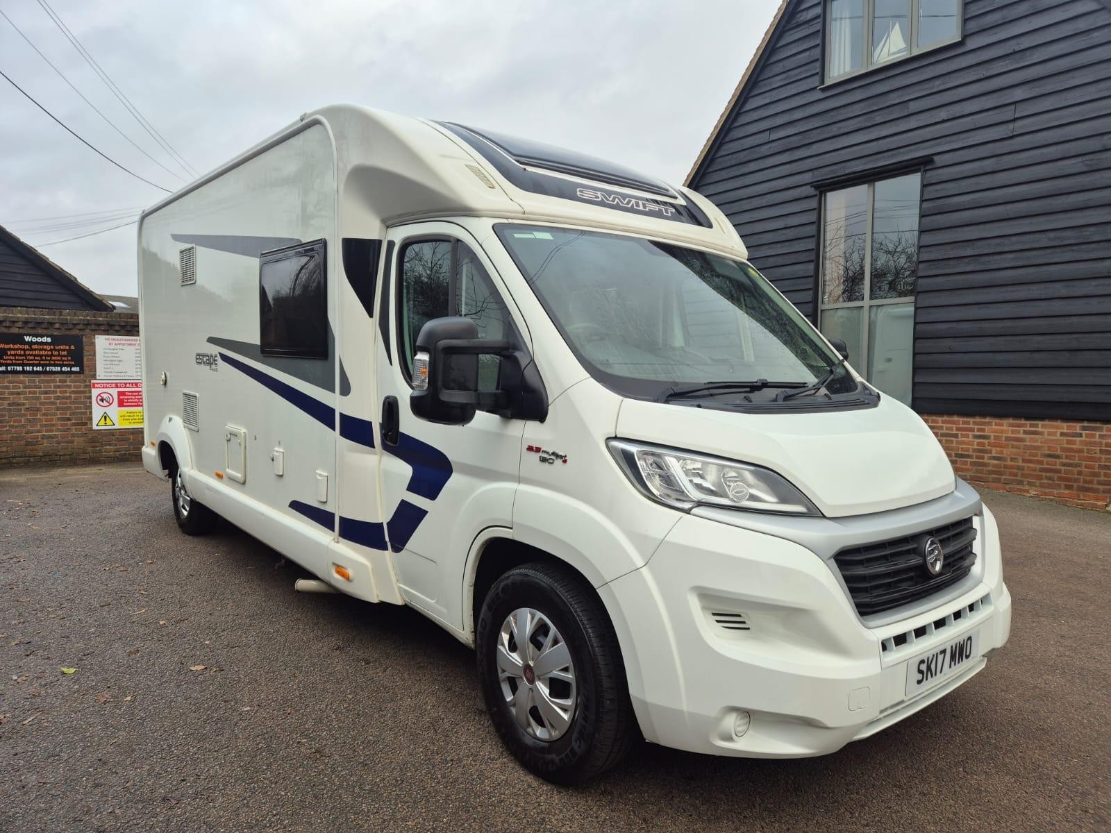 Swift Escape 695 Coachbuilt Motorhome 2017