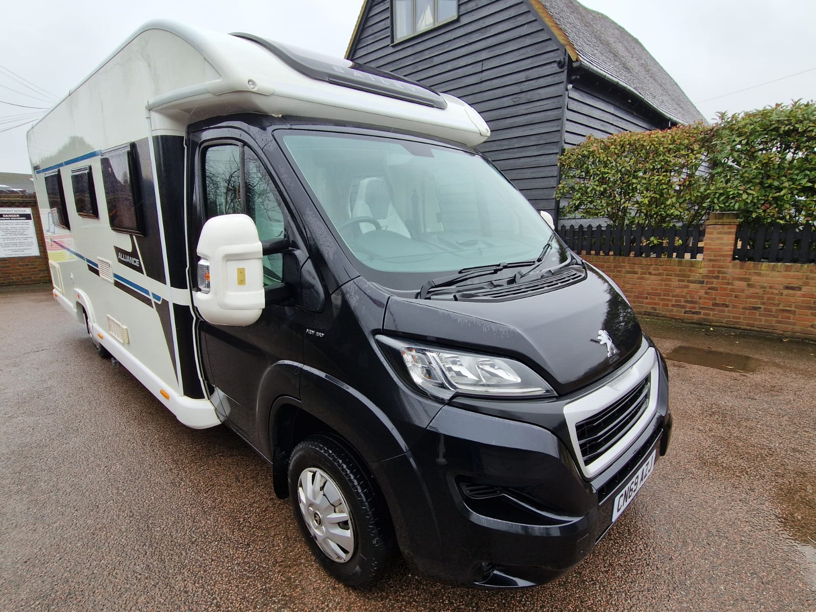 Bailey Alliance 76-2T Coachbuilt Motorhome 2020