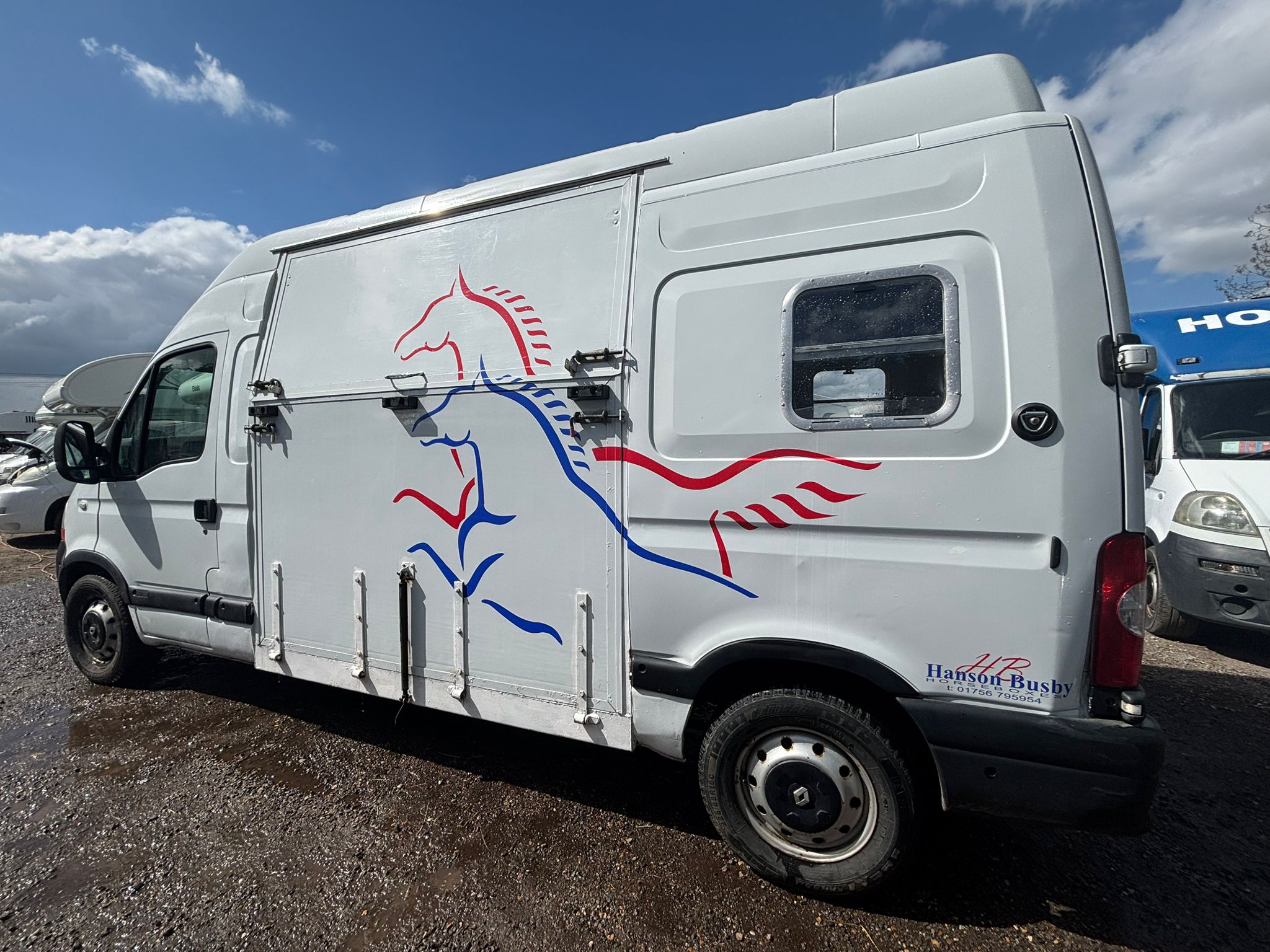 Swift Horsebox 2009 3