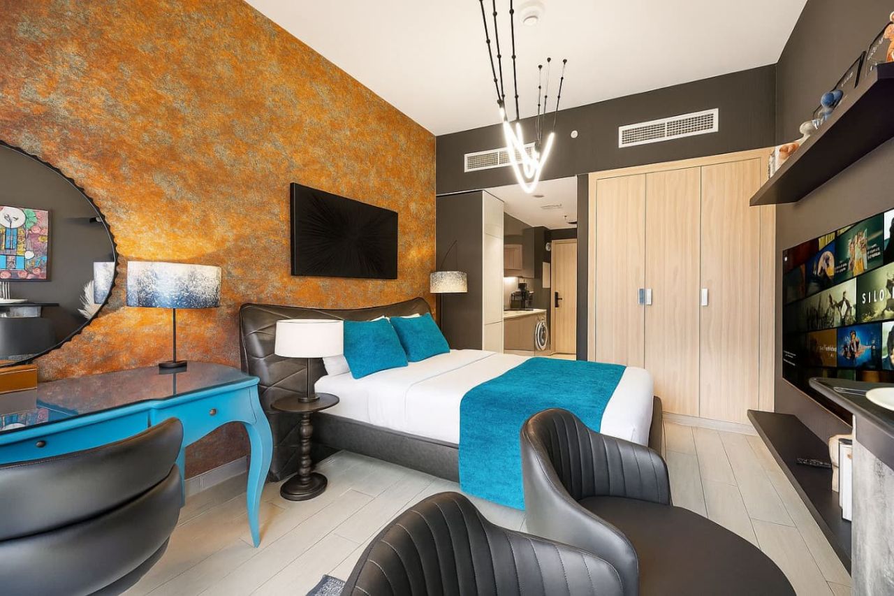 استوديو دانيلز | ميدان ون، عزيزي ريفييرا | إطلالة على المسبح - صورة 4