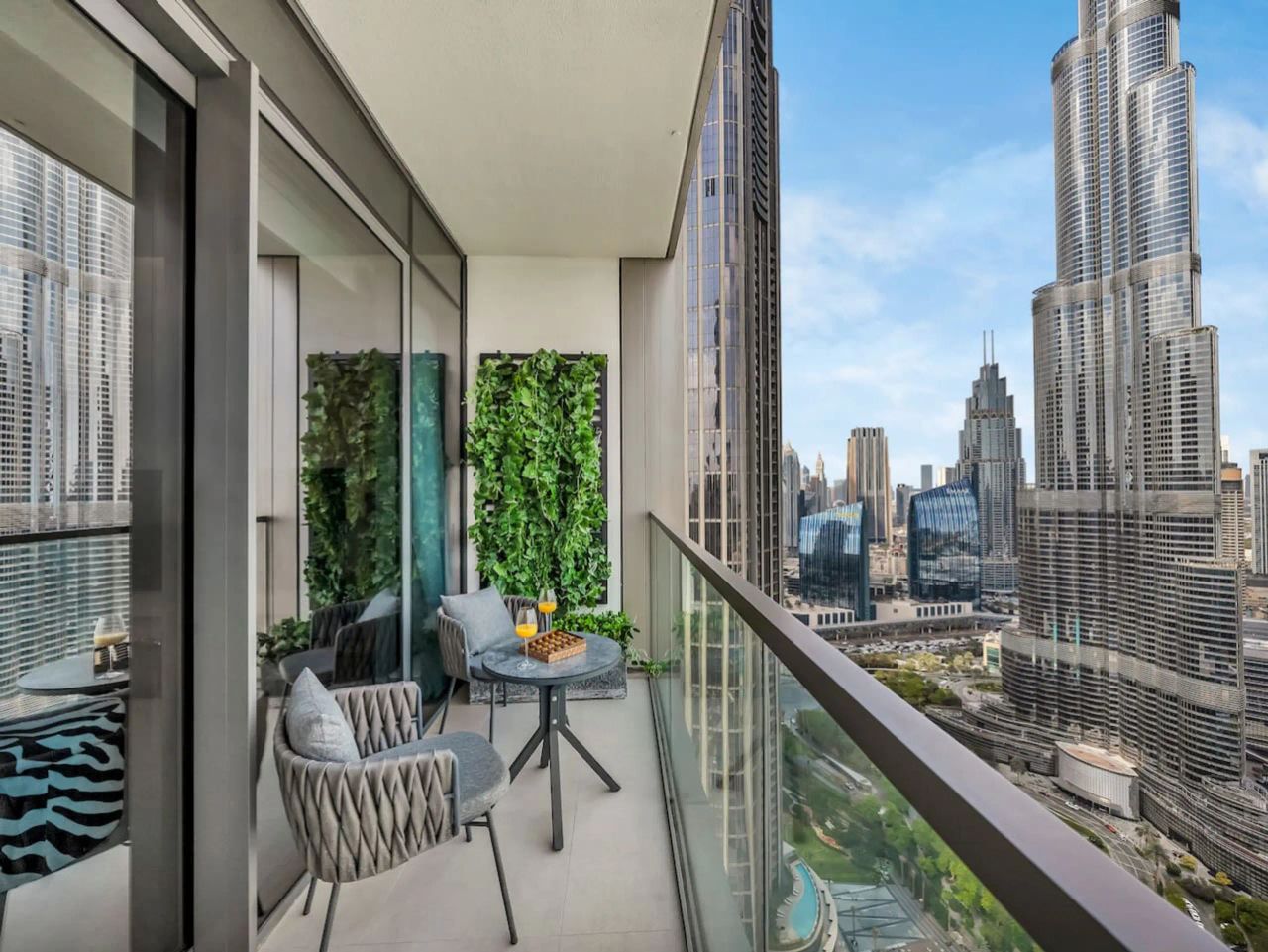 شقة جوهرة داون تاون دبي | إطلالة بانورامية على برج خليفة والنافورة - صورة 3