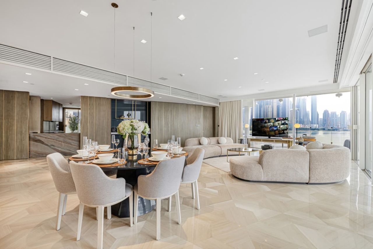 بنتهاوس ملكي مع مسبح خاص | إطلالة بحرية وعين دبي