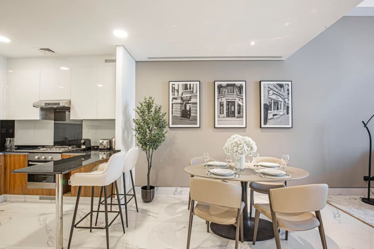 شقة دانيالز بغرفة نوم واحدة | جي إتش ون، بيزنس باي | إطلالة على القناة - صورة 11