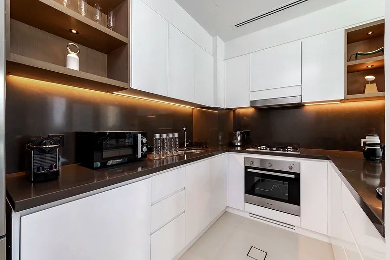 Spacious 1BR | Fully Furnished | Ain Dubai & Marina Views - صورة 16