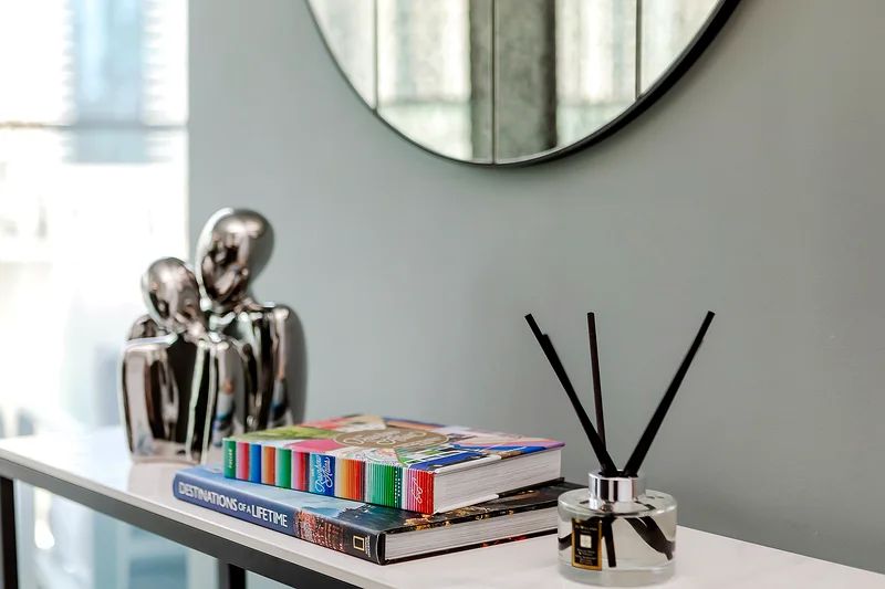 Spacious 1BR | Fully Furnished | Ain Dubai & Marina Views - صورة 5