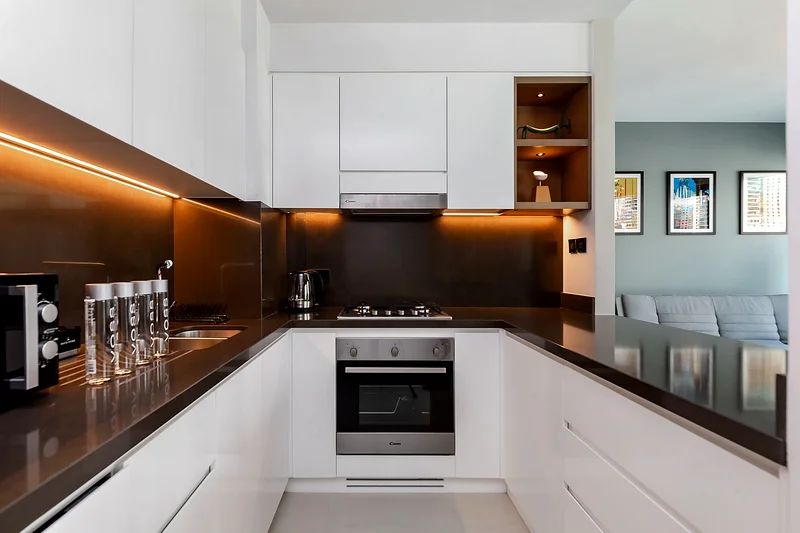 Spacious 1BR | Fully Furnished | Ain Dubai & Marina Views - صورة 9