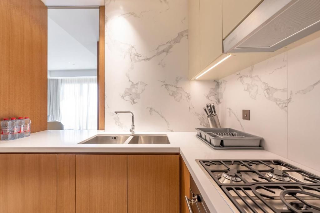 شقة من 3 غرف نوم بإطلالة على برج خليفة - Dubai Opera Residences - صورة 10