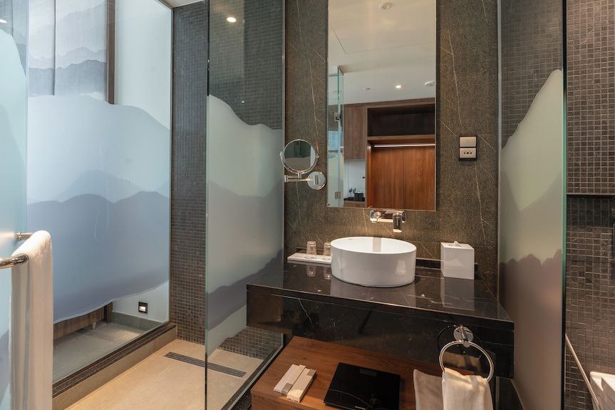 شقة برج سكاي باي الفاخرة | الخليج التجاري | قرب دبي مول وبرج خليفة