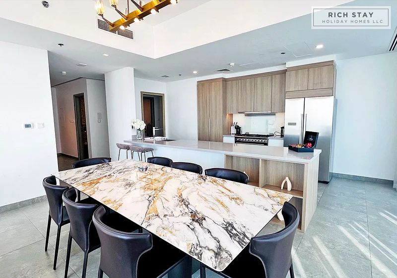 3BR Corner Unit | High-Floor | Spacious | Sea & Skyline Views - صورة 13