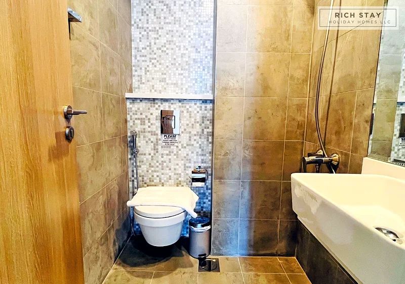 3BR Corner Unit | High-Floor | Spacious | Sea & Skyline Views