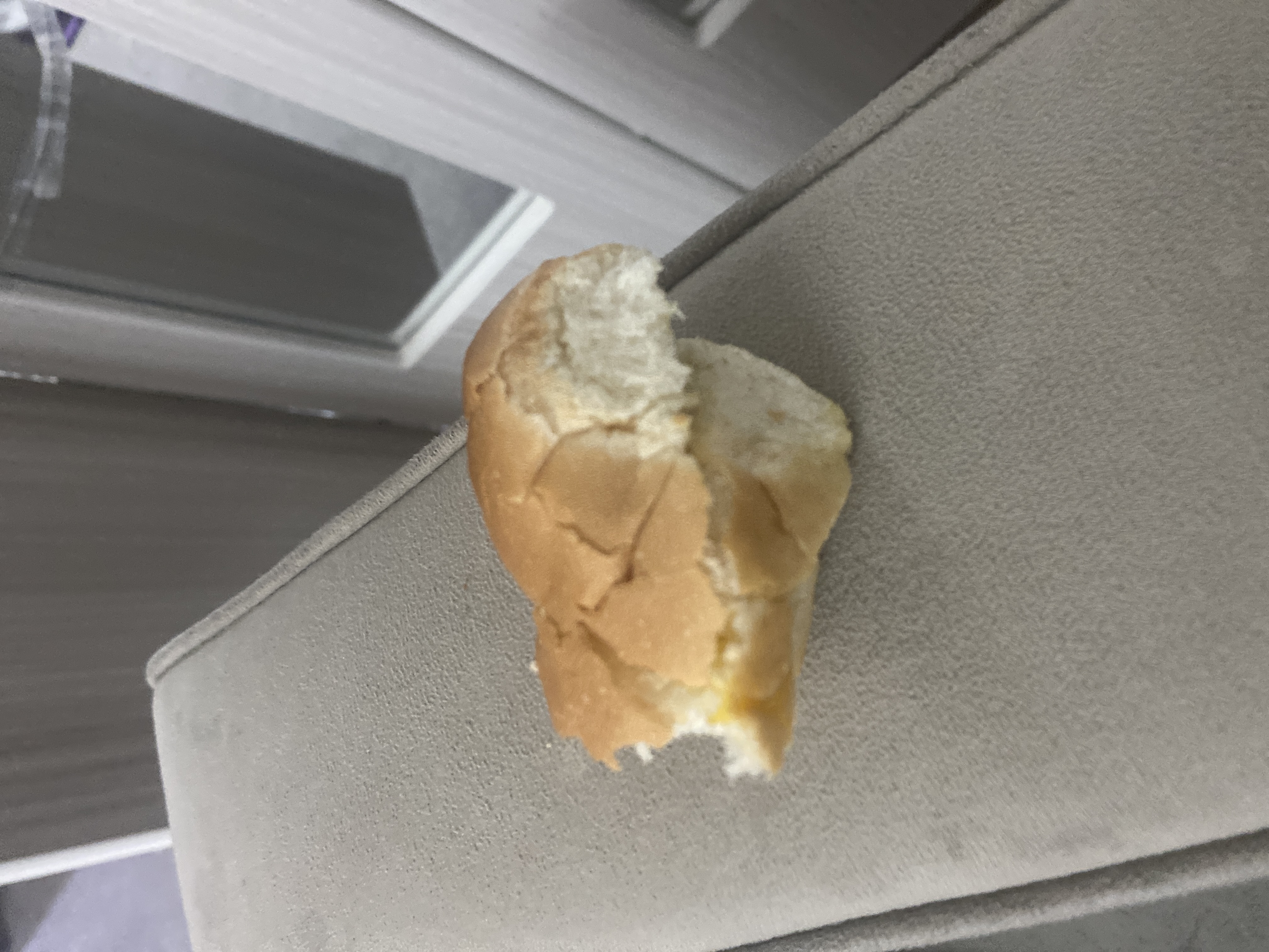 بالعافيه علي تتوقعون له علاقه بالتراث 😑