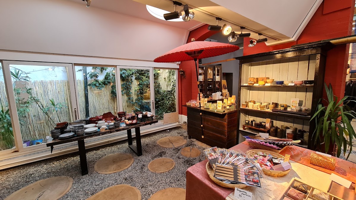 AOI Japanese Lifestyle & Fashion Concept Store Lausanne