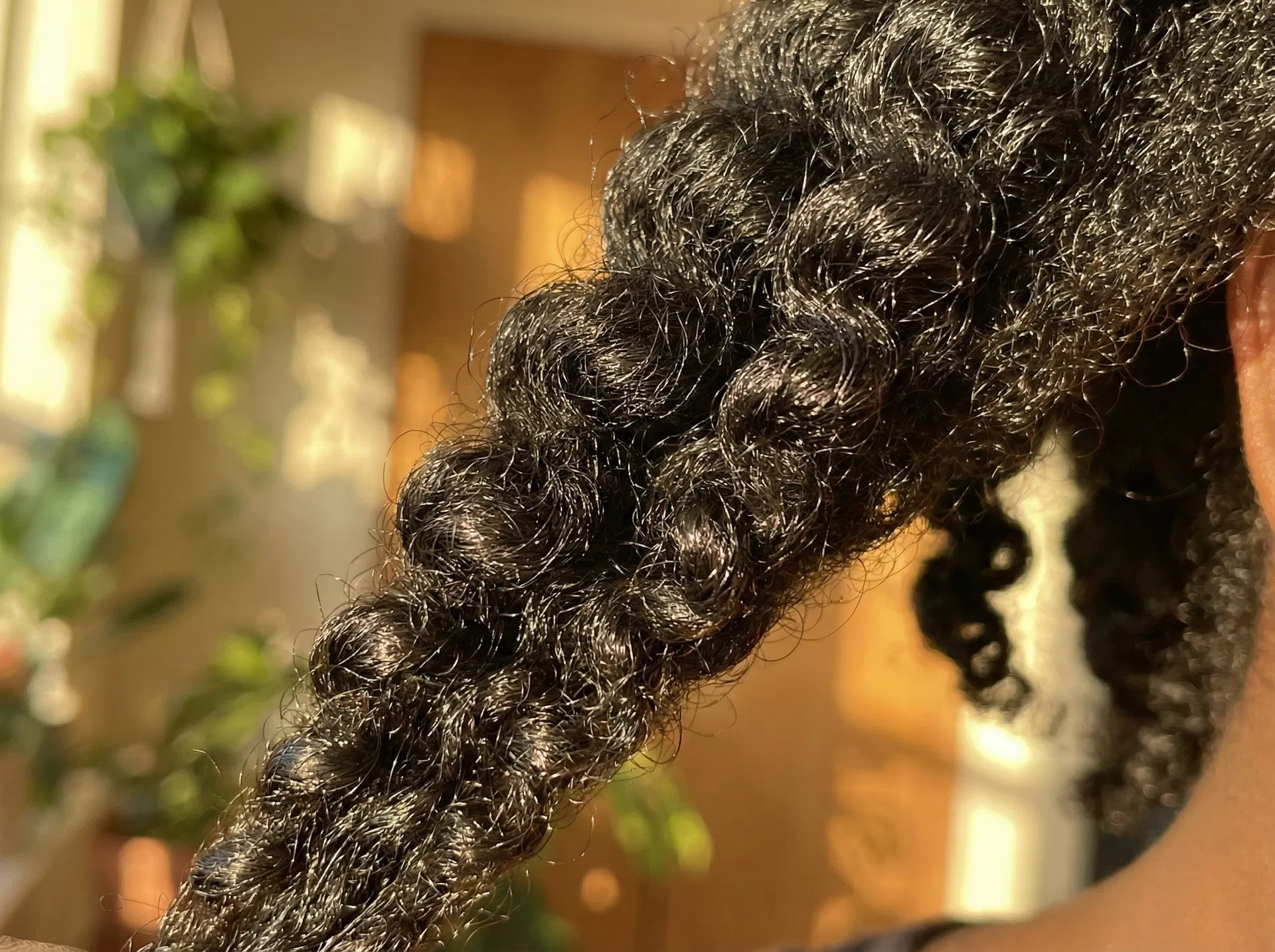 It's The Only Oil That Actually Penetrates 4C Hair