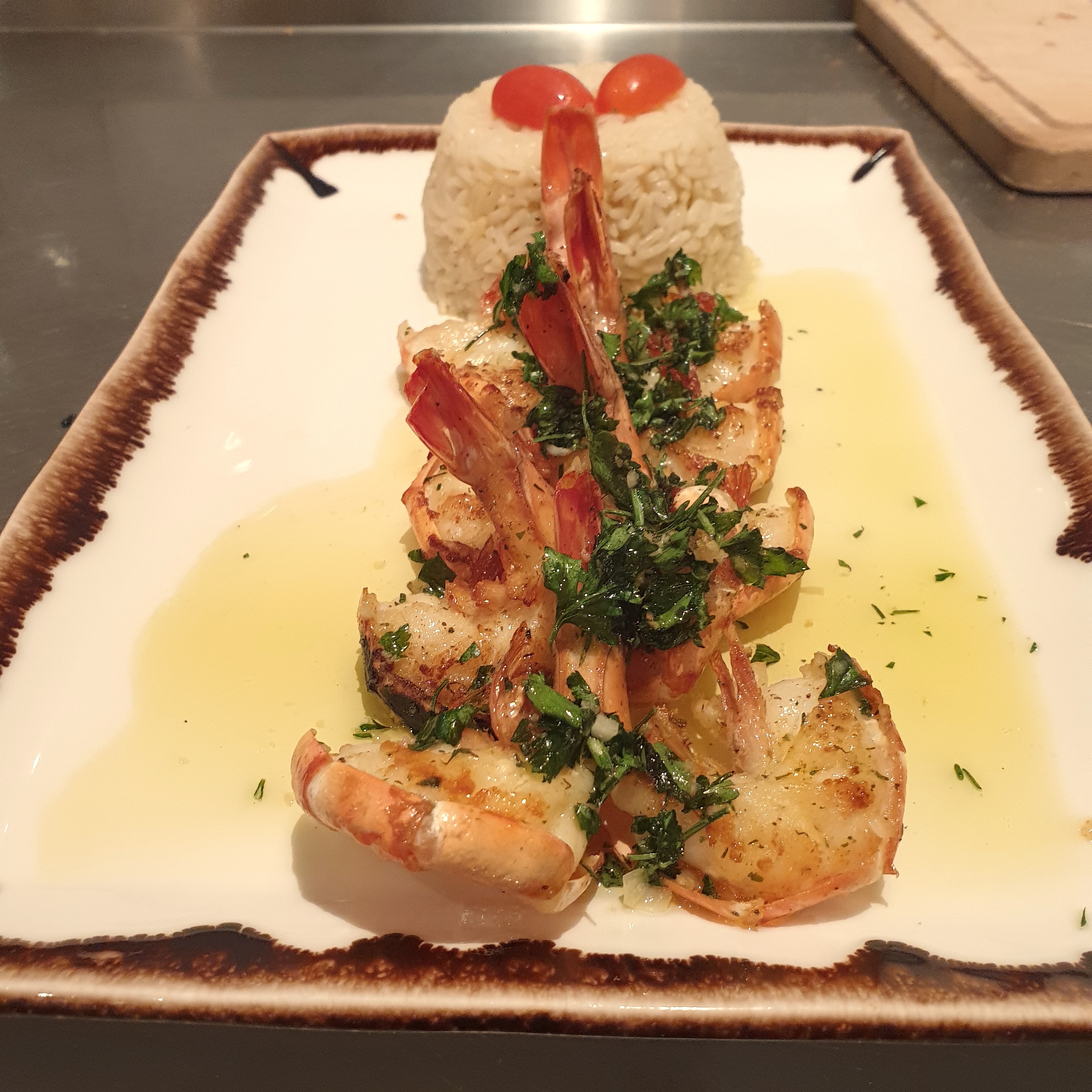 Riesencrevetten vom Grill mit Knoblauchsauce