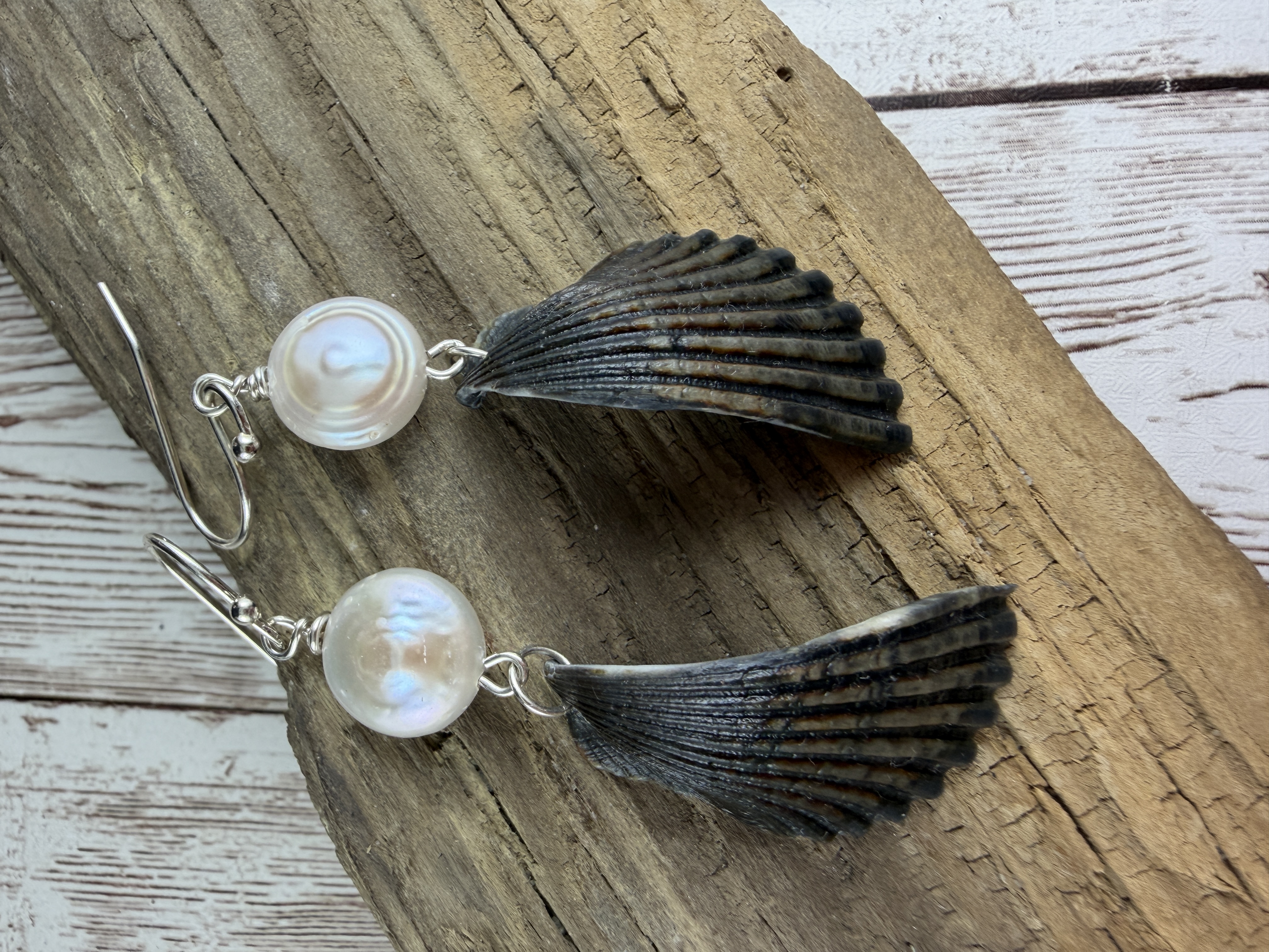 Half Shell Earrings with Coin Pearls thumbnail 3