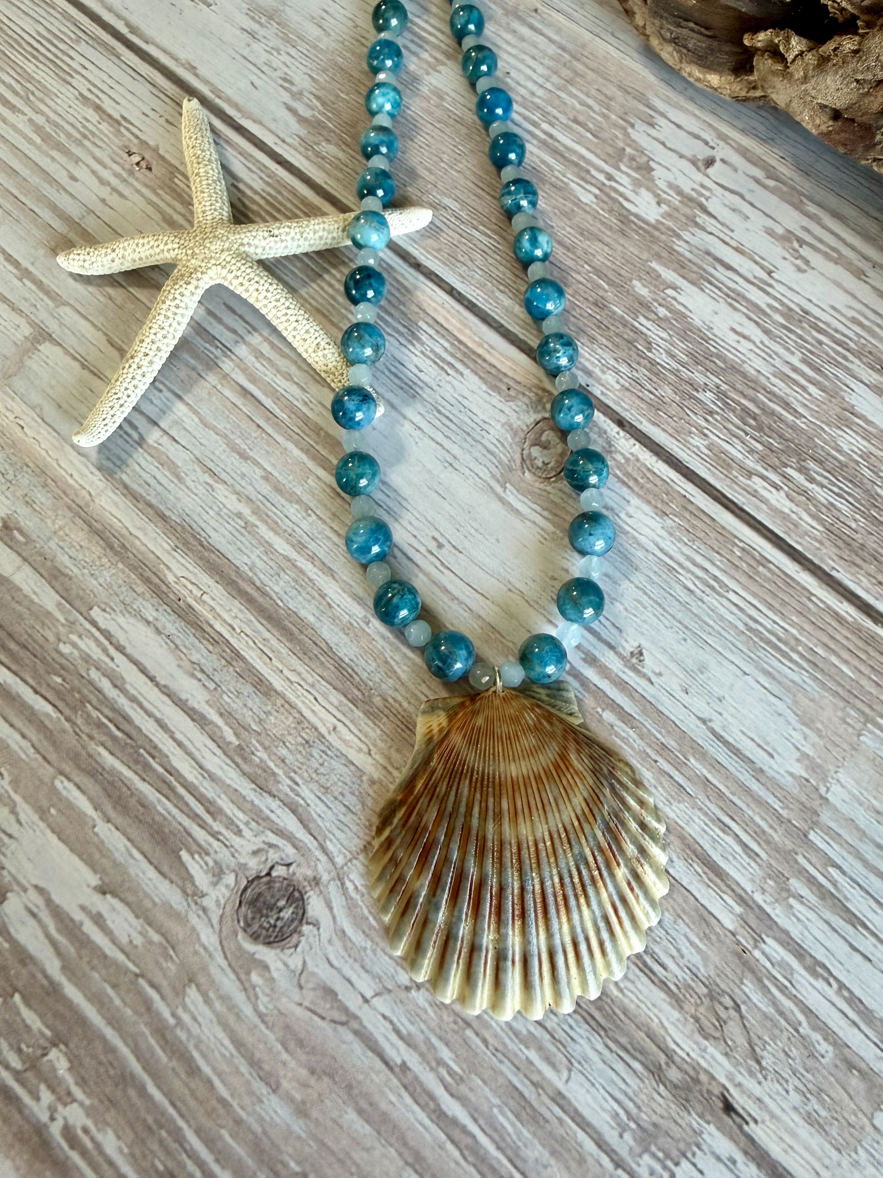 Apatite and Agate Necklace with Shell Pendant thumbnail 9