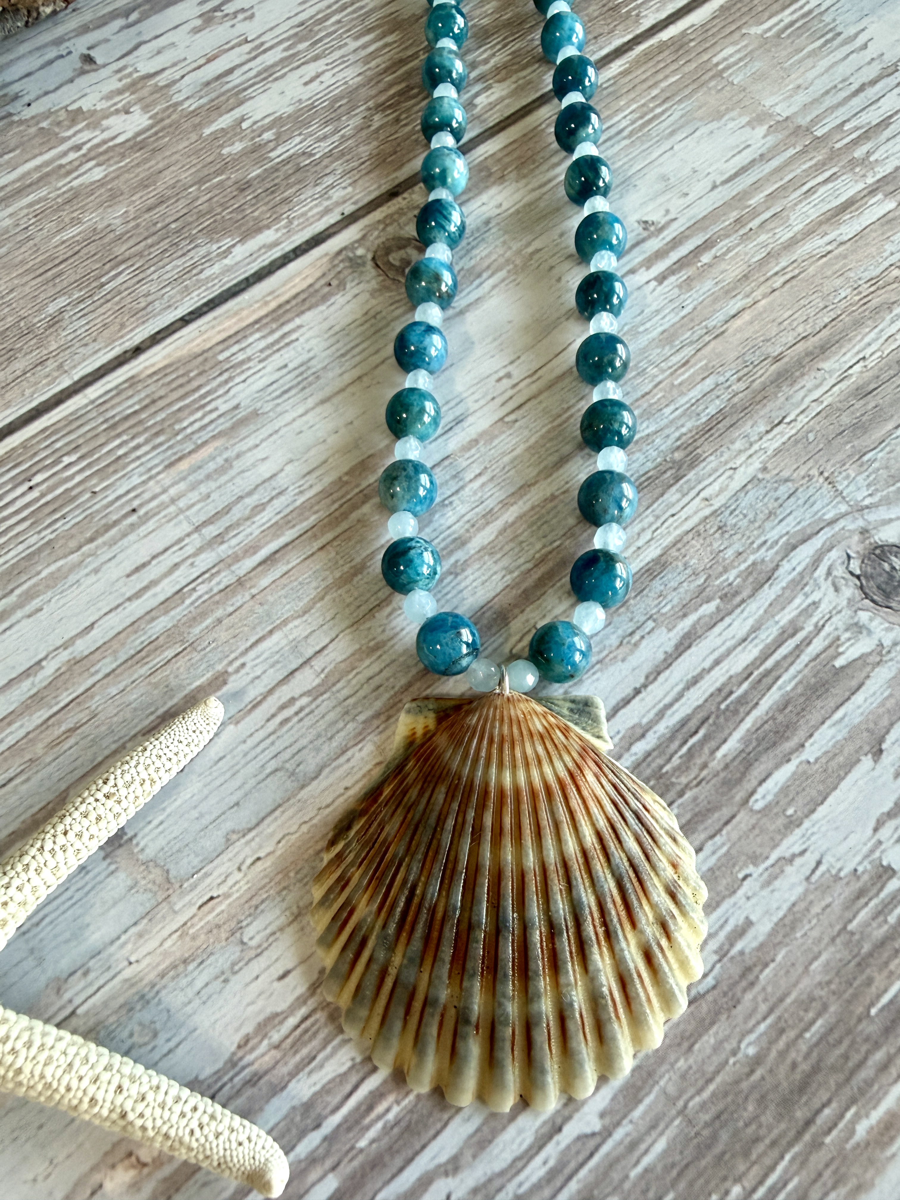 Apatite and Agate Necklace with Shell Pendant thumbnail 8