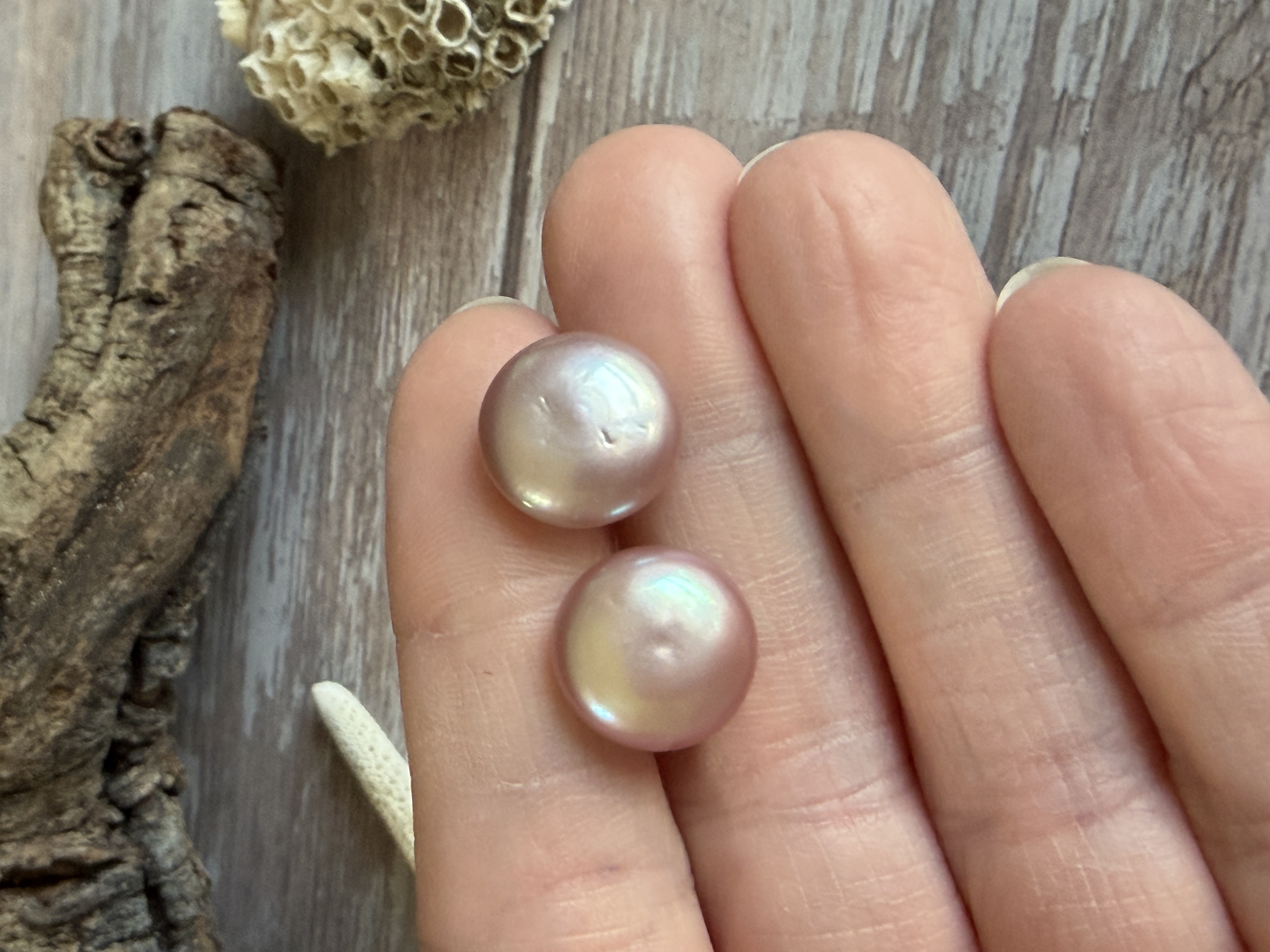 Pink Coin Pearl Studs No. 1 thumbnail 4