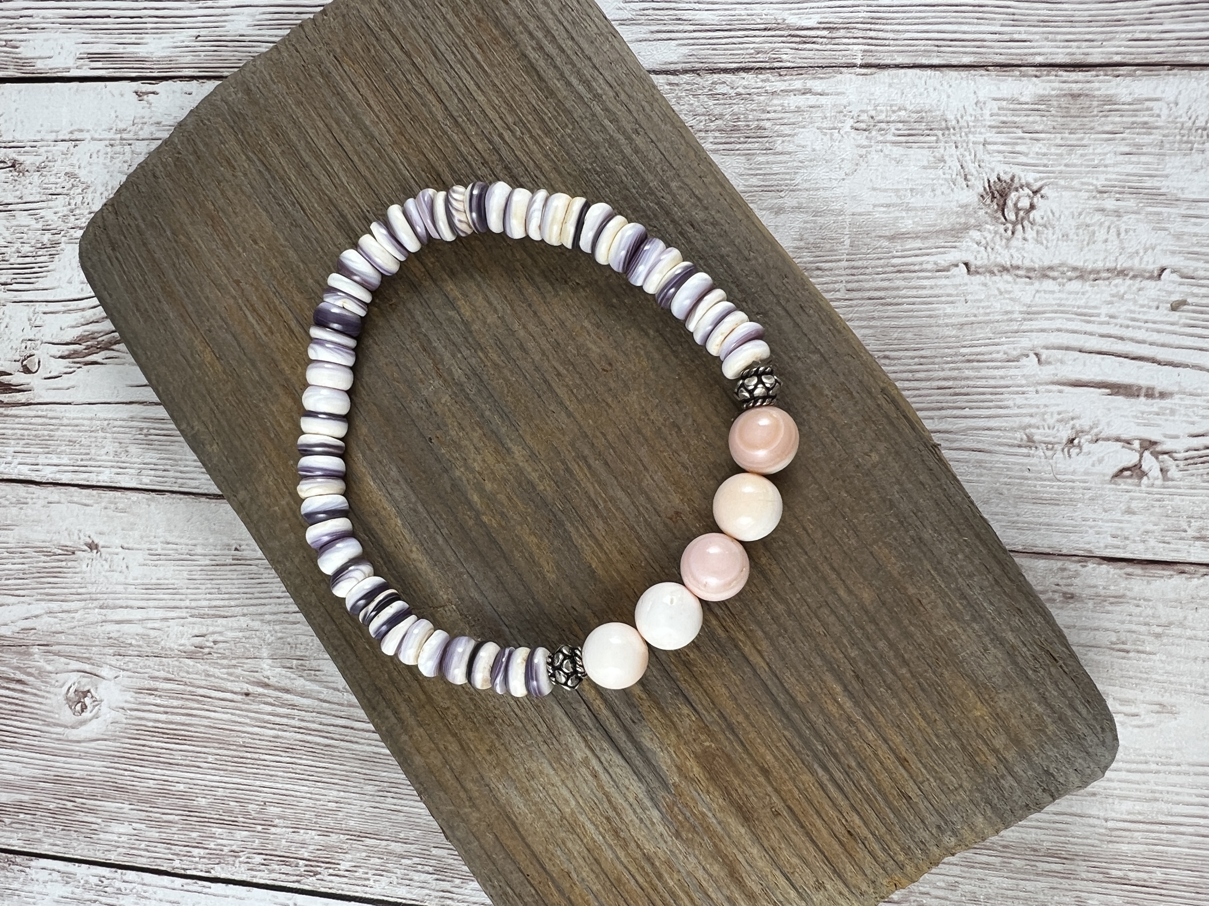 Wampum & Queen Conch Stretch Bracelet: Sterling Silver Accents thumbnail 7